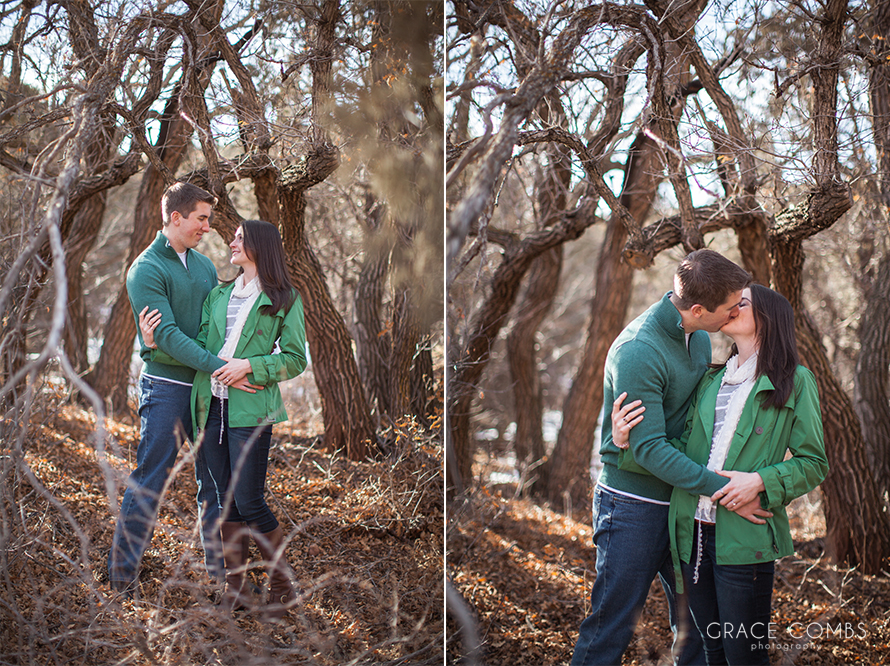 Garden-of-the-gods-engagement-photography-2