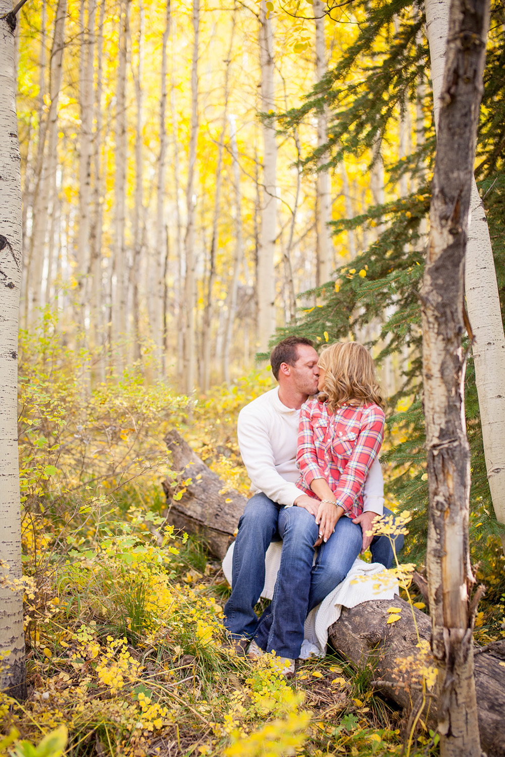 Anna-Tom-Vail-Engagement-Session-14